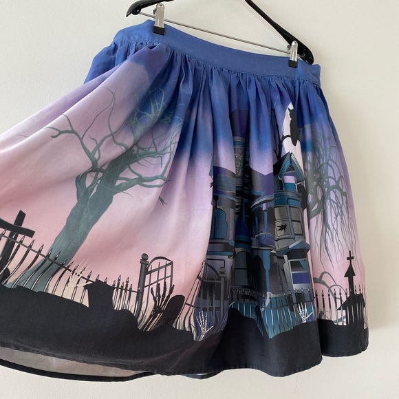SOLD Unique Vintage Haunted Mansion Skirt - Picture 6 of 9